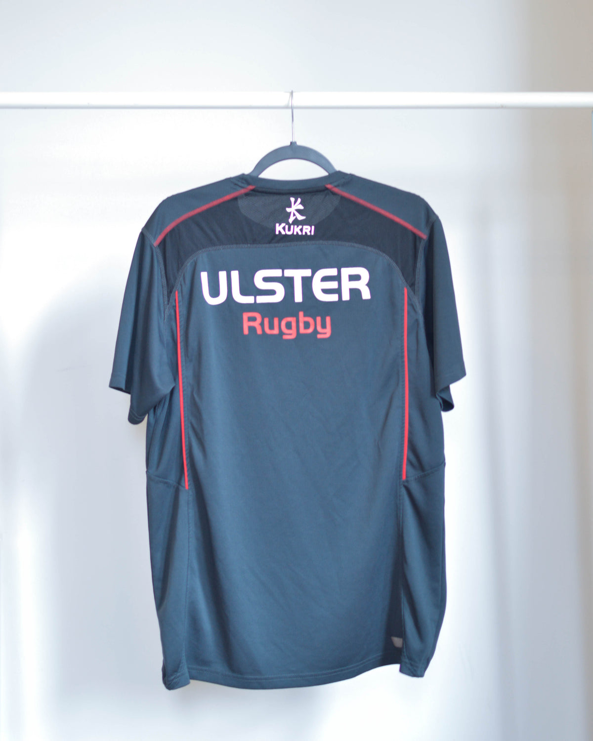 2015-17 Ulster Rugby Training Jersey - L