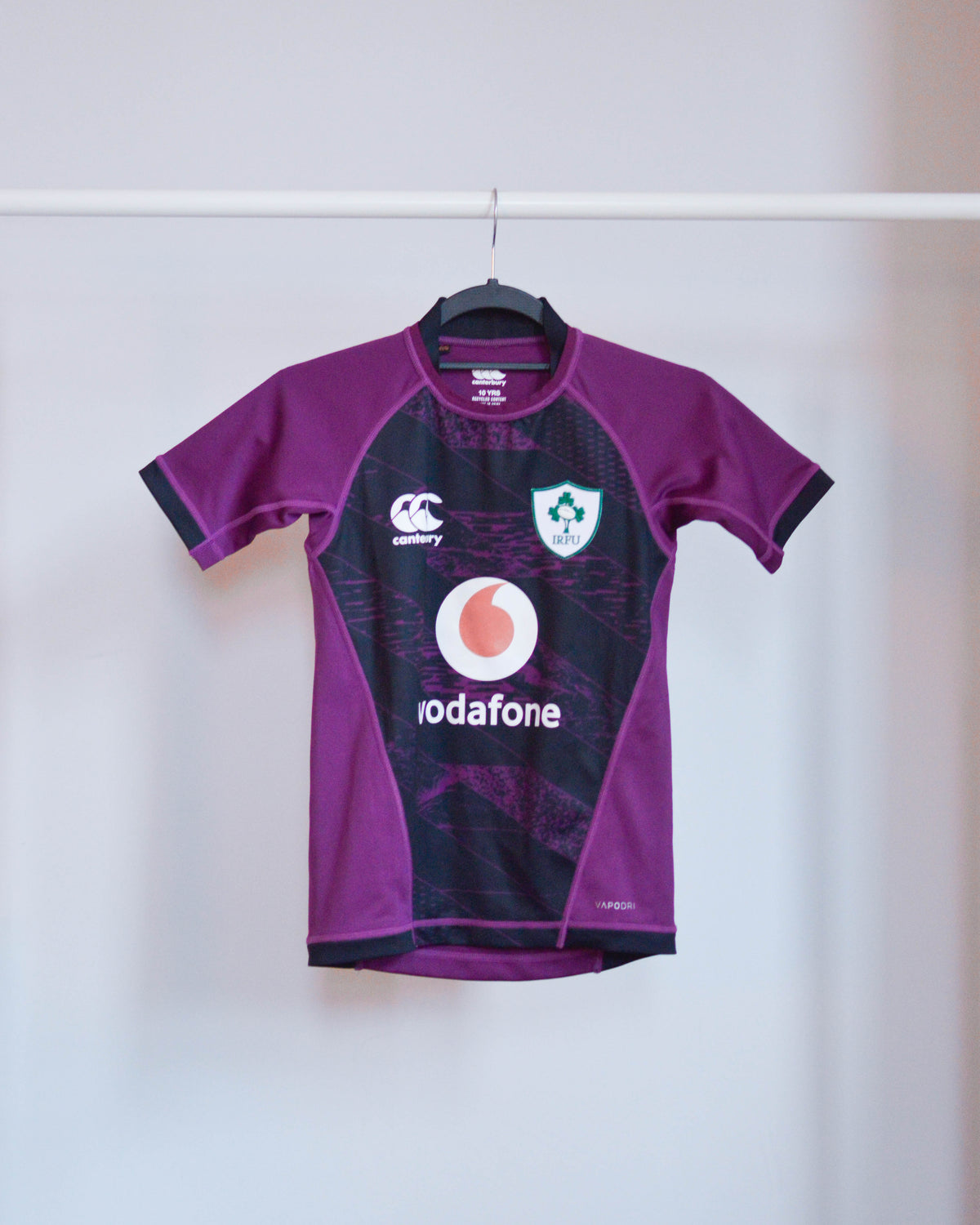 2021-22 Ireland Away Rugby Jersey - 9-10 years