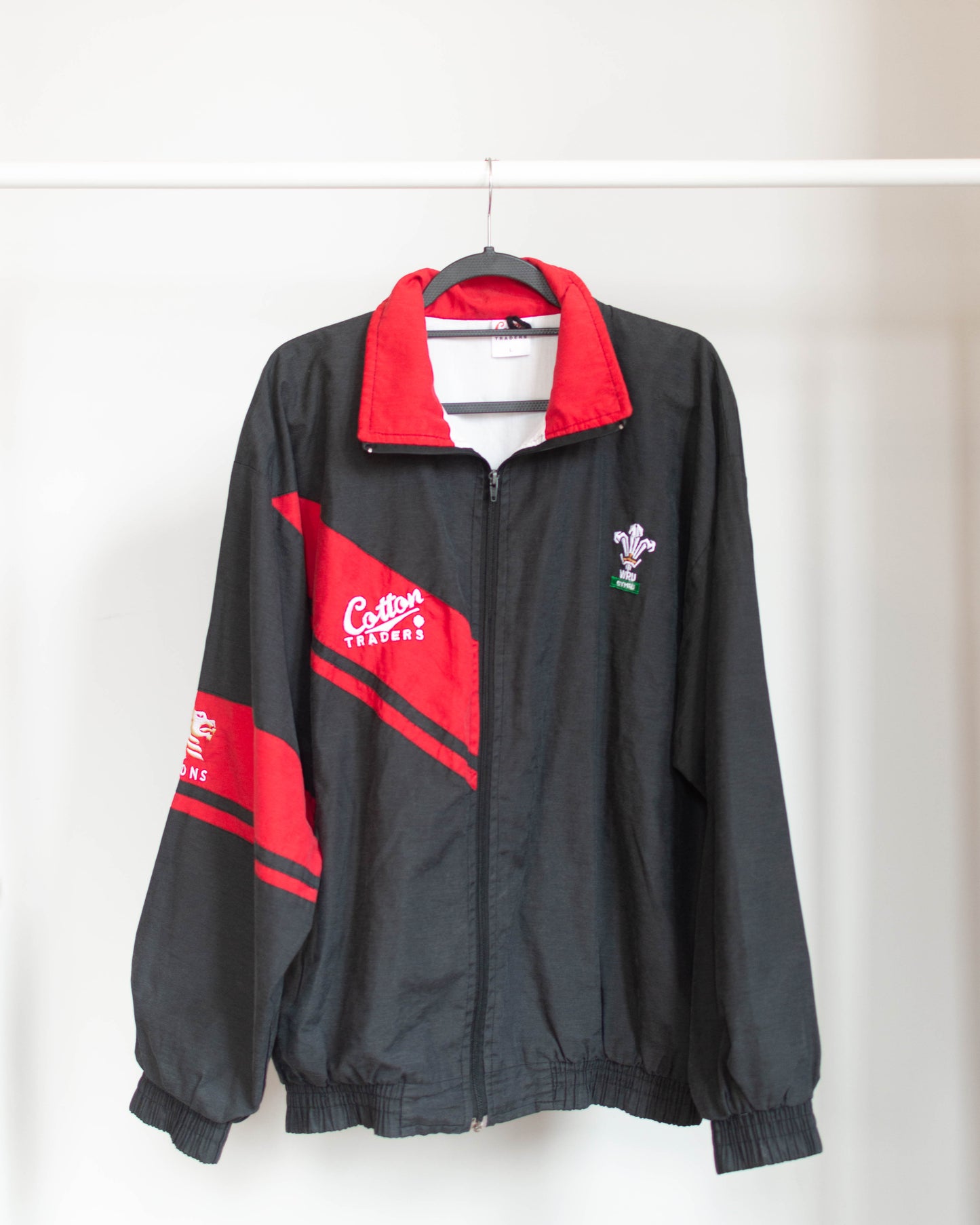 1990s Wales Full Zip Track Jacket - L